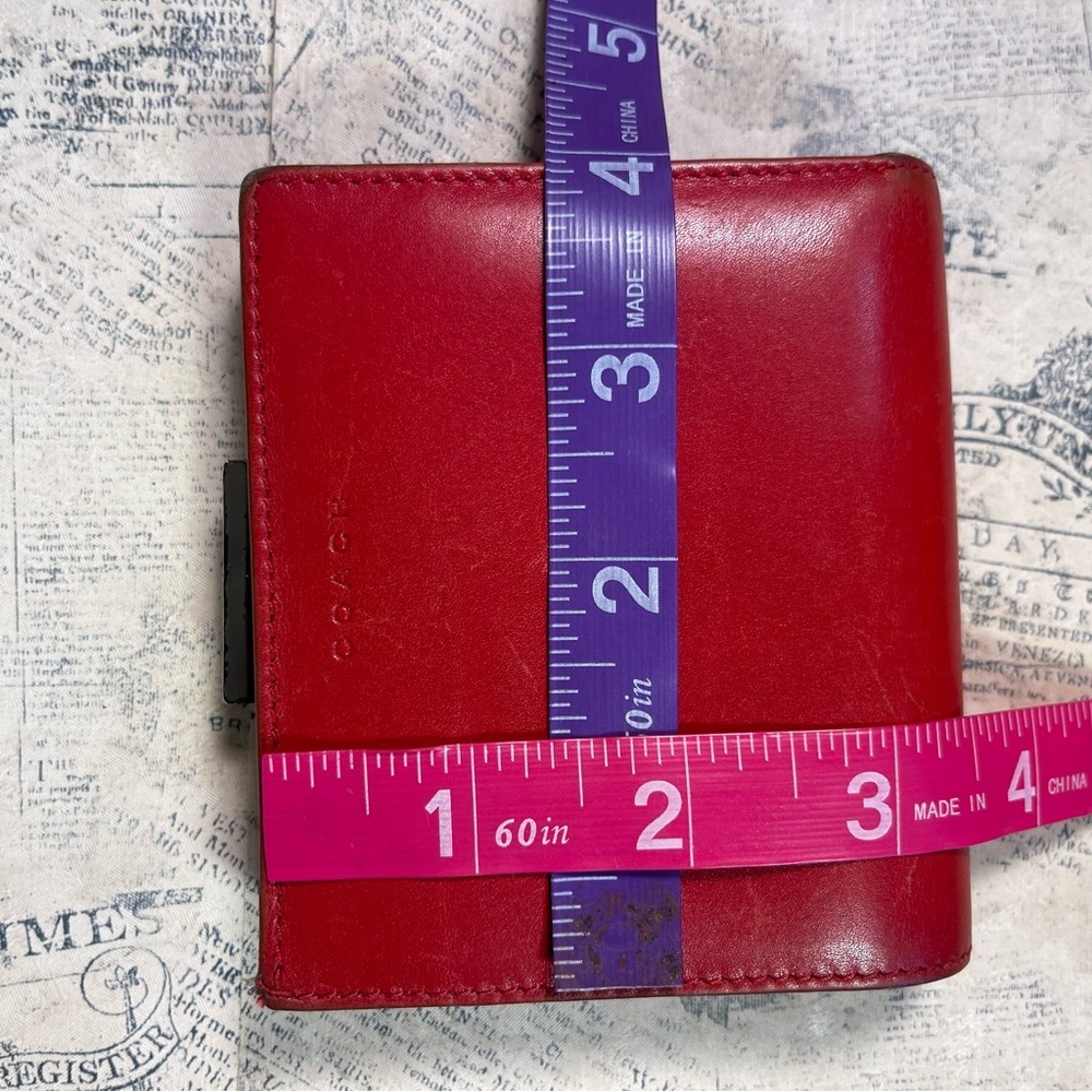 Vintage Coach Red Leather Kisslock Coin Wallet Snap Closure Mini Wallet - Picture 15 of 15